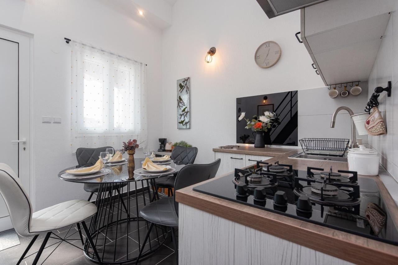 Accommodation Indigo Kožino エクステリア 写真